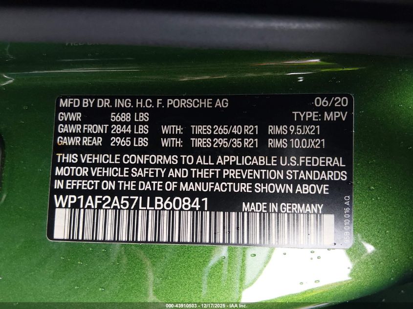 2020 Porsche Macan Turbo VIN: WP1AF2A57LLB60841 Lot: 43910503