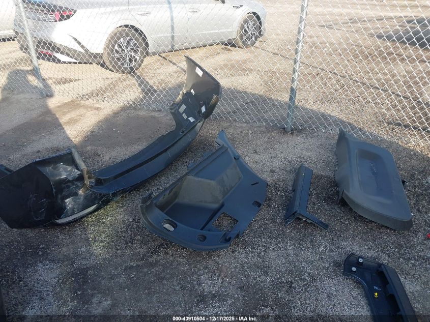 2020 Chevrolet Equinox Fwd Lt 1.5L Turbo VIN: 3GNAXKEV3LL100379 Lot: 43910504