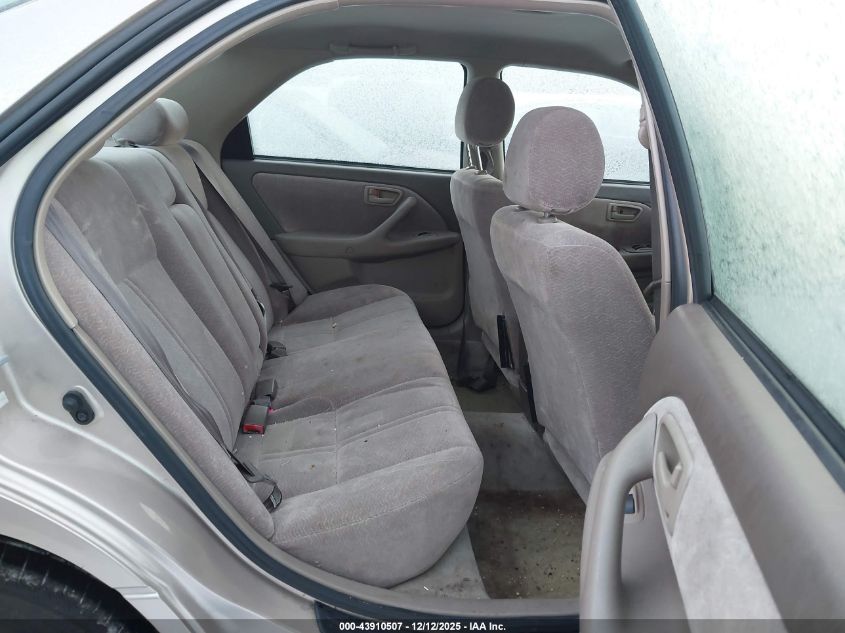 1997 Toyota Camry Le VIN: 4T1BG22K5VU820987 Lot: 43910507