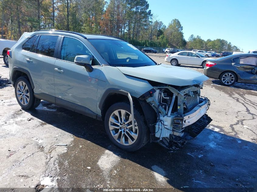 TOYOTA RAV4 XLE PREMIUM