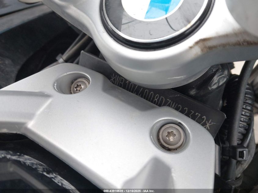 2013 BMW R1200 Rt VIN: WB1044008DZW22372 Lot: 43910539