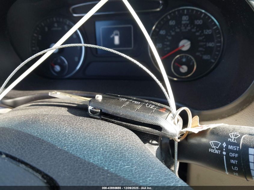 2017 Kia Sorento 2.4L Lx VIN: 5XYPG4A30HG268532 Lot: 43910556