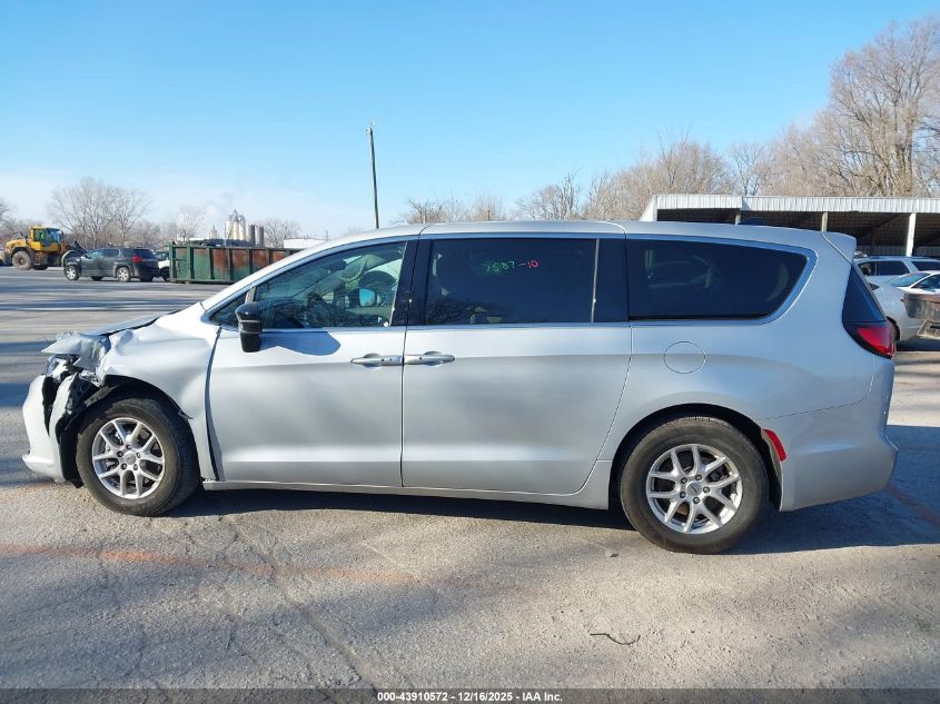 2024 Chrysler Pacifica Touring L VIN: 2C4RC1BG8RR162878 Lot: 43910572