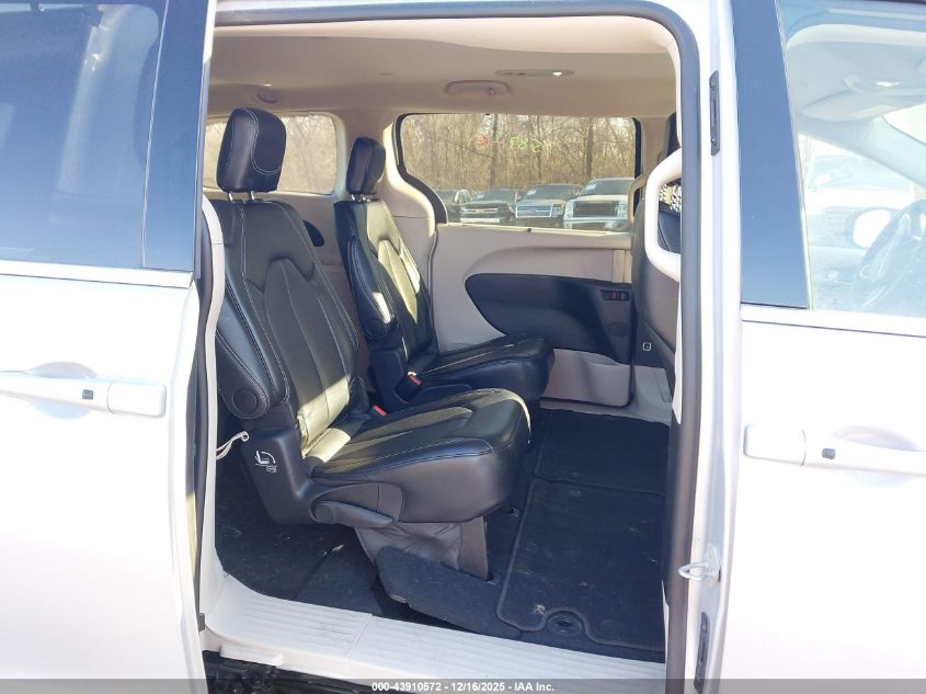 2024 Chrysler Pacifica Touring L VIN: 2C4RC1BG8RR162878 Lot: 43910572