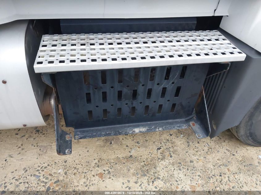 2015 Volvo Vn Vnl VIN: 4V4NC9EH6FN917458 Lot: 43910578