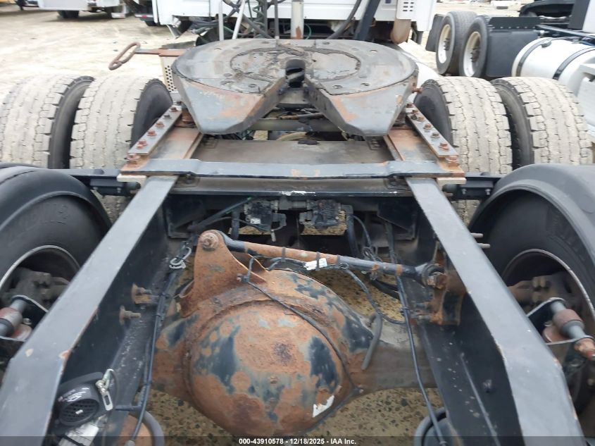 2015 Volvo Vn Vnl VIN: 4V4NC9EH6FN917458 Lot: 43910578