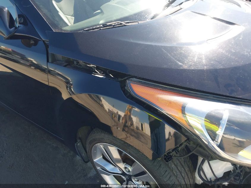 2013 Hyundai Veloster Base W/Gray VIN: KMHTC6AD4DU122864 Lot: 43910581