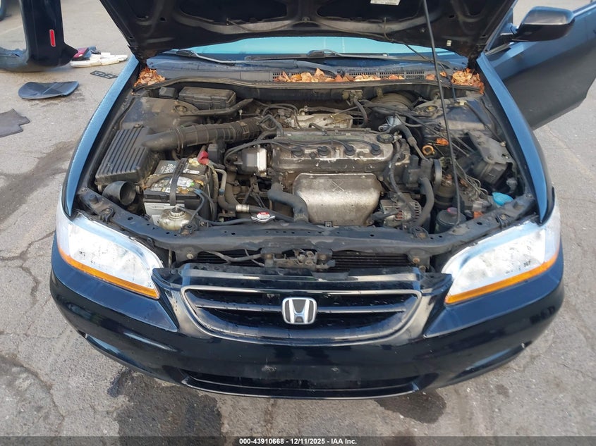 1HGCG32781A022765 2001 HONDA ACCORD photo no. 10
