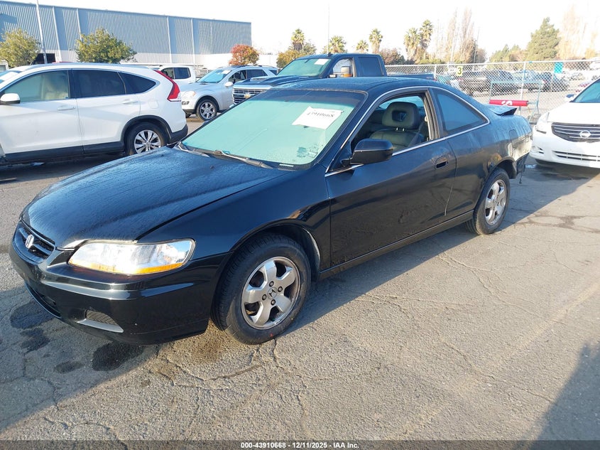 1HGCG32781A022765 2001 HONDA ACCORD photo no. 2