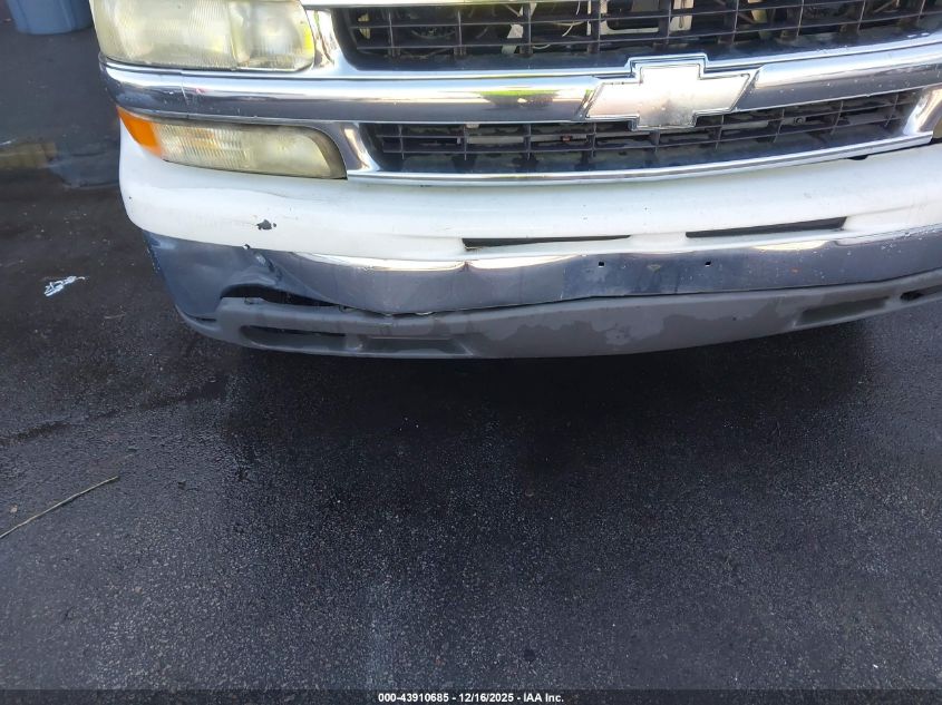 2005 Chevrolet Tahoe Lt VIN: 1GNEC13T25R208836 Lot: 43910685