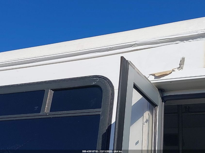 2016 Ford E-350 Cutaway VIN: 1FDEE3FL2GDC45309 Lot: 43910718