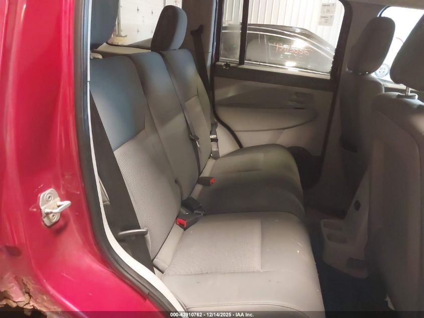 2008 Jeep Liberty Sport VIN: 1J8GN28K58W157199 Lot: 43910762