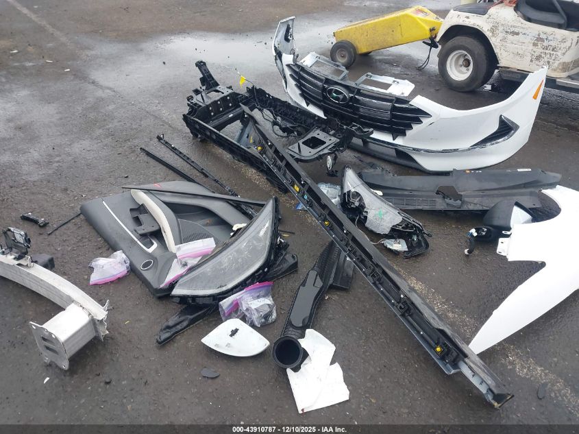 2023 Hyundai Sonata Se VIN: KMHL24JA1PA315136 Lot: 43910787