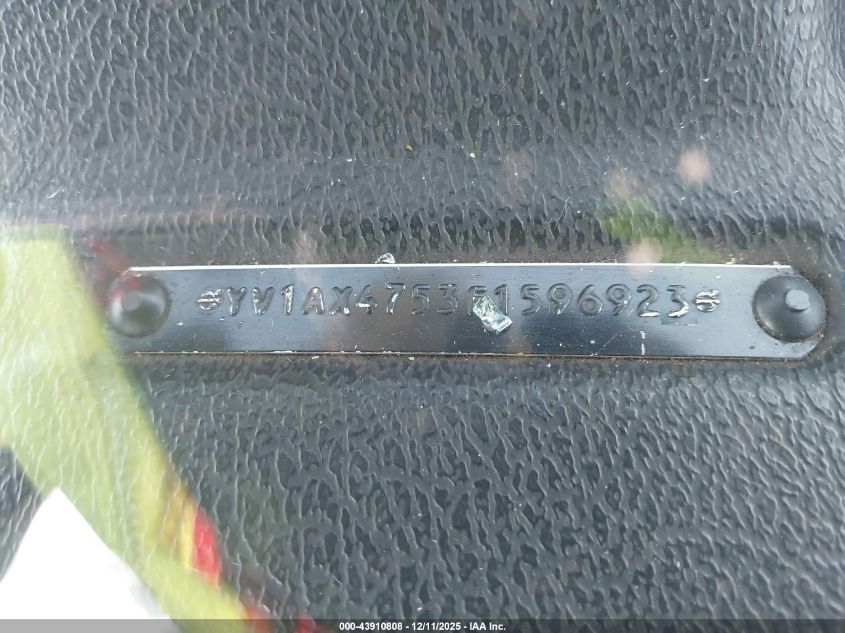 1985 Volvo 245 VIN: YV1AX4753F1596923 Lot: 43910808