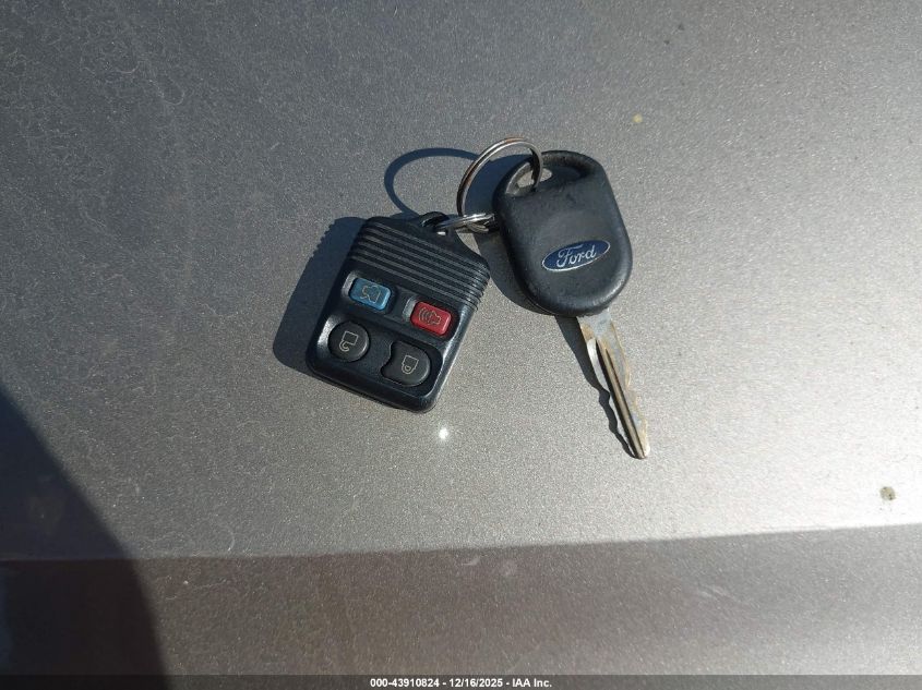 2002 Ford Explorer Sport Trac VIN: 1FMZU67E72UD26241 Lot: 43910824