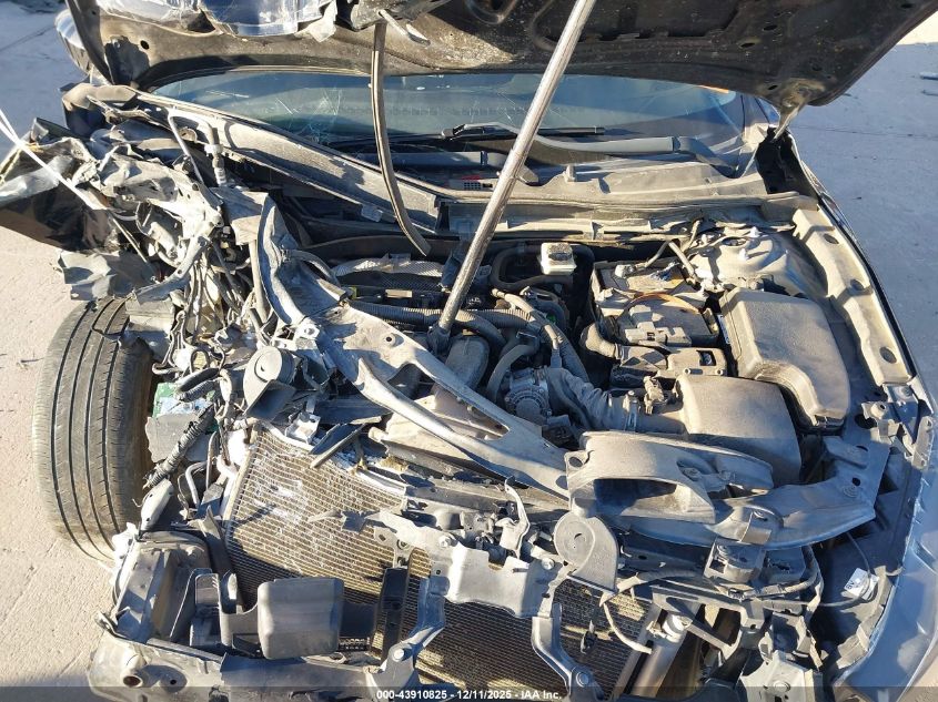 2018 Mazda Mazda3 Grand Touring VIN: 3MZBN1W34JM185697 Lot: 43910825