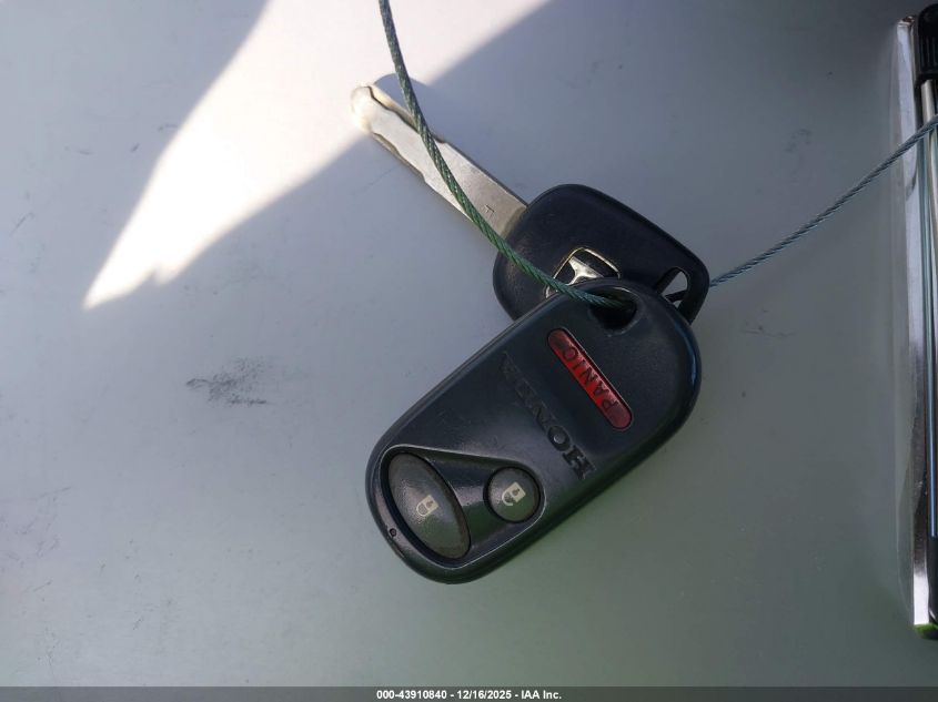 2005 Honda Civic Lx VIN: 2HGES16515H626332 Lot: 43910840