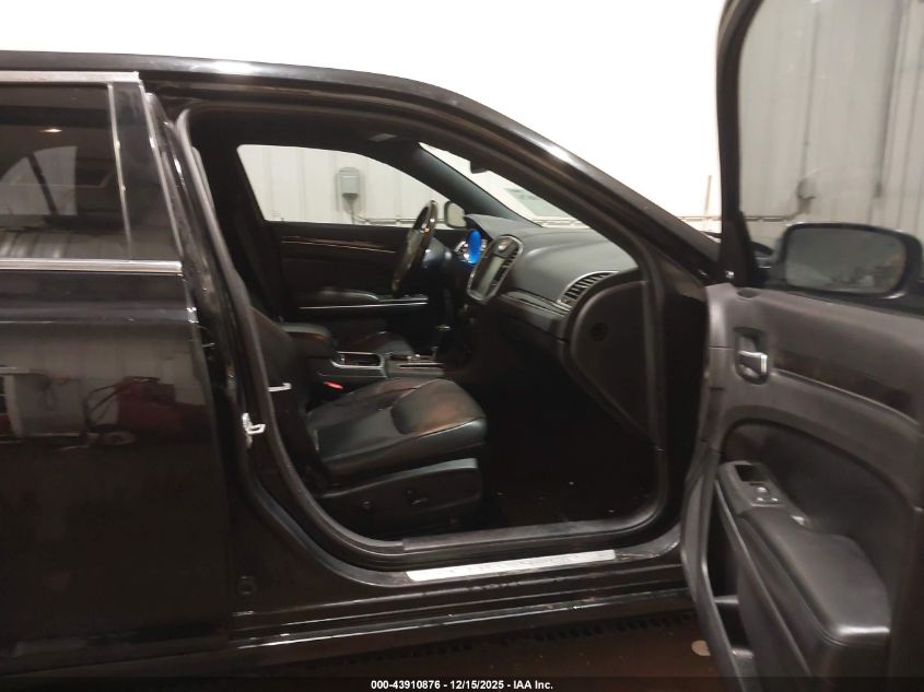 2013 Chrysler 300C Awd VIN: 2C3CCAKT6DH645145 Lot: 43910876