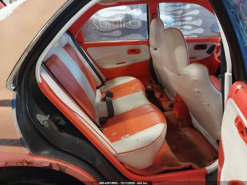 1HGEG8559NL063495 1992 HONDA CIVIC photo no. 8