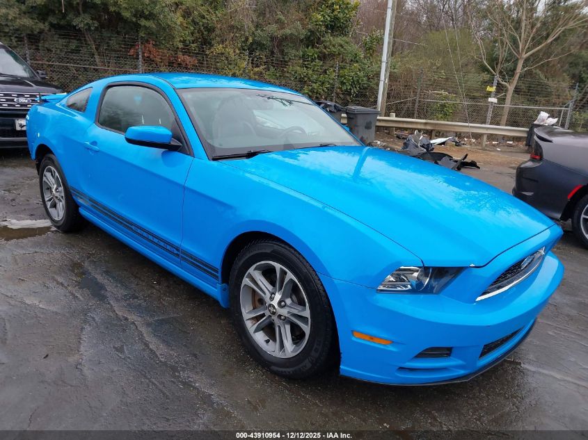 FORD MUSTANG V6 PREMIUM