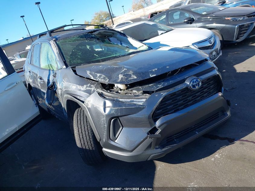 TOYOTA RAV4 HYBRID XLE