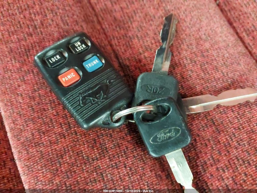 1995 Ford Mustang VIN: 1FALP444XSF150572 Lot: 43911050