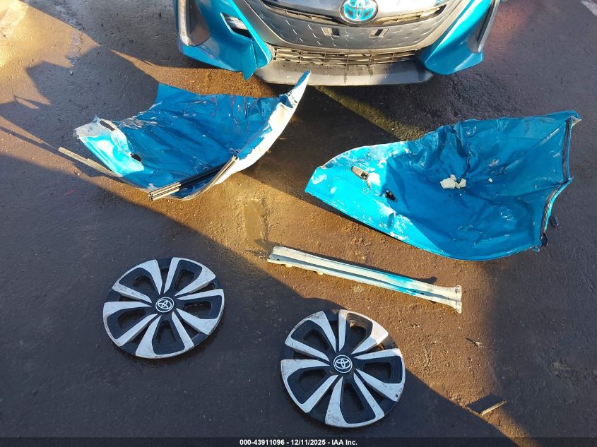 2018 Toyota Prius Prime Premium VIN: JTDKARFP7J3074319 Lot: 43911096