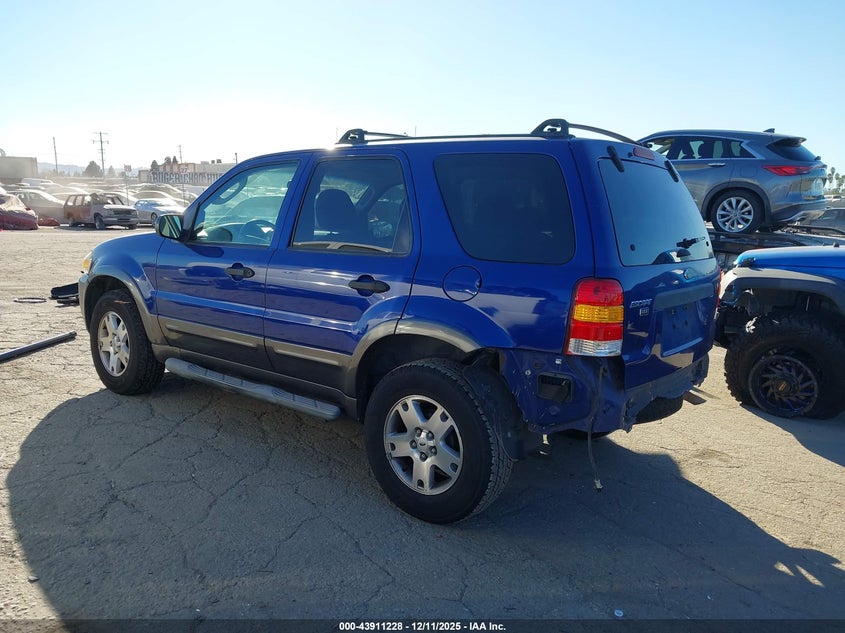 1FMCU03146KA56232 2006 FORD ESCAPE photo no. 3