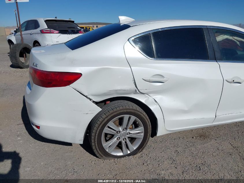 2013 Acura Ilx 2.0L VIN: 19VDE1F38DE018021 Lot: 43911312