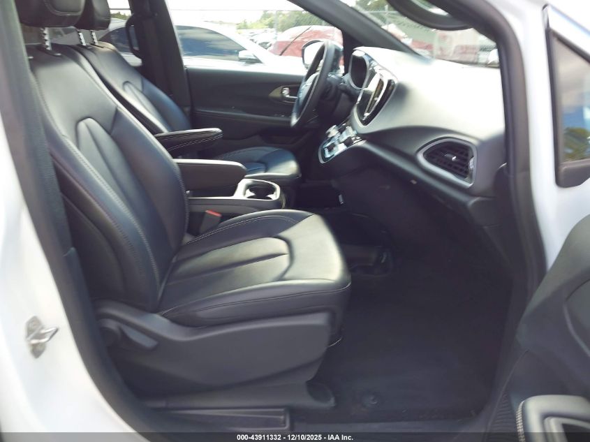 2025 Chrysler Pacifica - 2C4RC1BG0SR539046