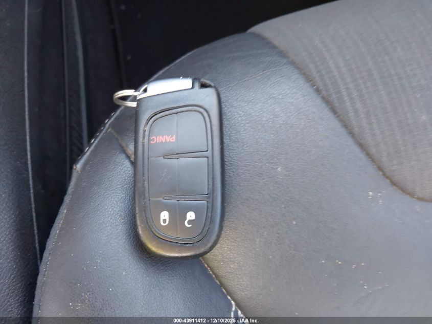 2018 Jeep Cherokee Latitude Plus Fwd VIN: 1C4PJLLB0JD584811 Lot: 43911412