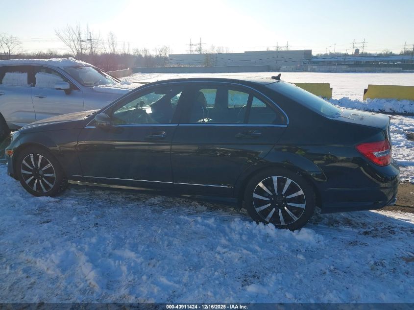 2014 Mercedes-Benz C 300 Sport 4Matic VIN: WDDGF8AB7EA942694 Lot: 43911424