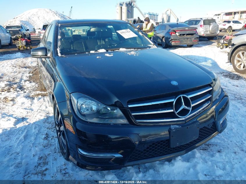 2014 Mercedes-Benz C 300 Sport 4Matic VIN: WDDGF8AB7EA942694 Lot: 43911424