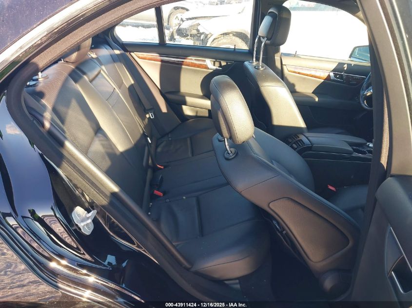 2014 Mercedes-Benz C 300 Sport 4Matic VIN: WDDGF8AB7EA942694 Lot: 43911424