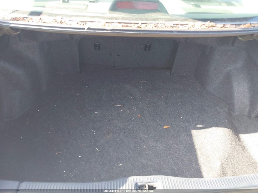 2000 Toyota Camry Le V6 VIN: JT2BF28K4Y0286366 Lot: 43911437