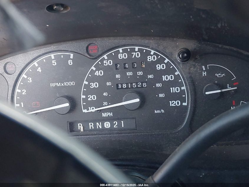 2000 Ford Explorer Xlt VIN: 1FMDU73E3YZA13009 Lot: 43911483