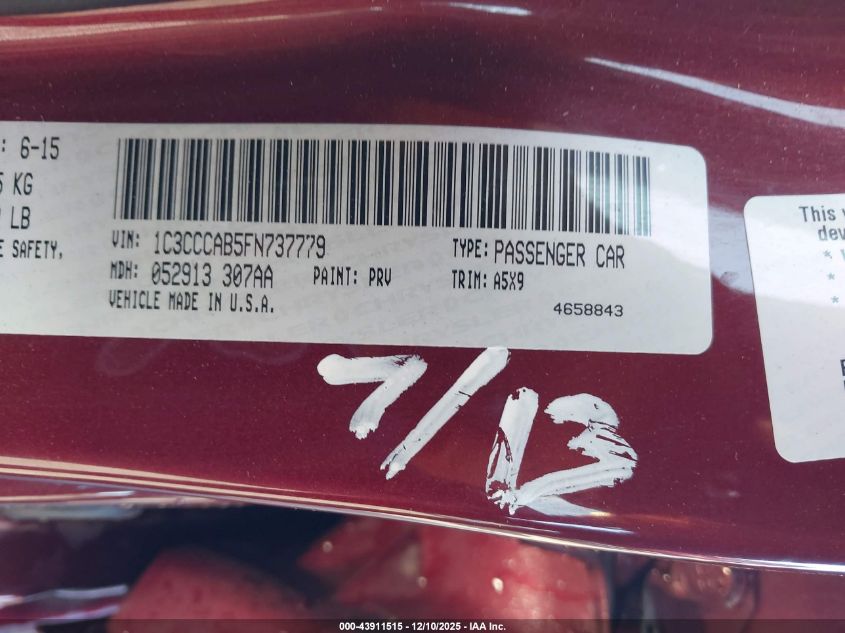 2015 Chrysler 200 Limited VIN: 1C3CCCAB5FN737779 Lot: 43911515