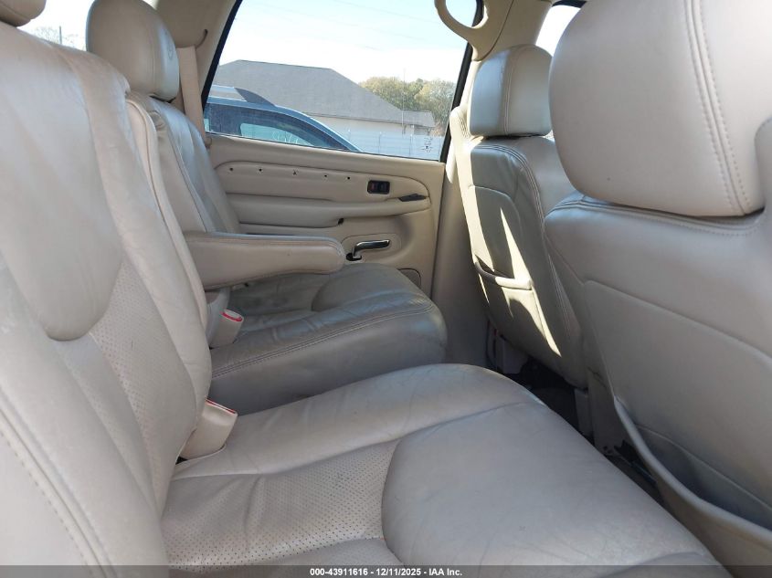 1GYEC63T04R280147 2004 CADILLAC ESCALADE photo no. 8