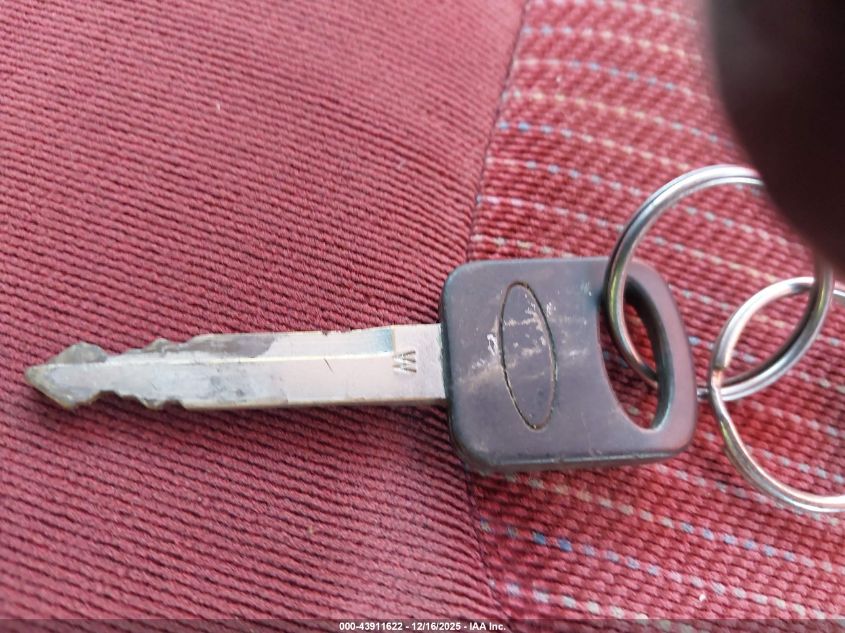 1994 Ford F350 VIN: 2FTHF36K6RCA53044 Lot: 43911622