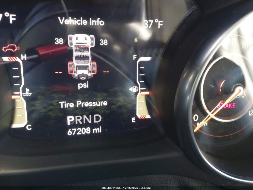 2020 Jeep Wrangler Unlimited Sahara 4X4 VIN: 1C4HJXENXLW118927 Lot: 43911655