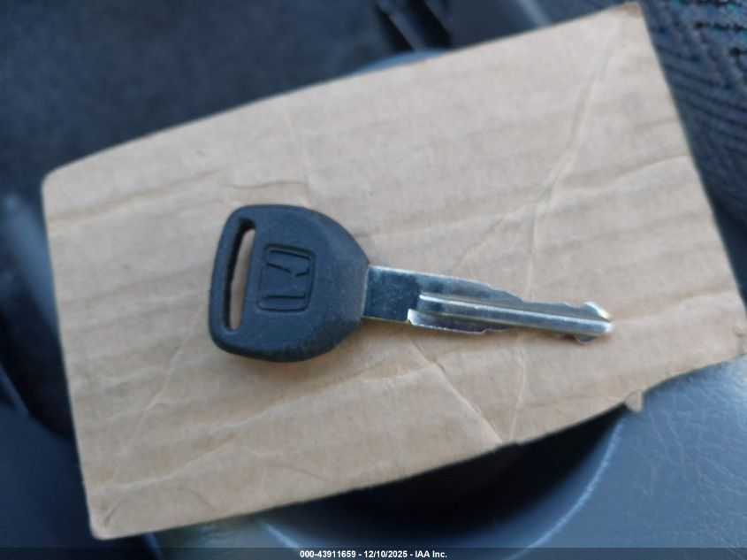 1997 Honda Cr-V VIN: JHLRD1845VC066206 Lot: 43911659