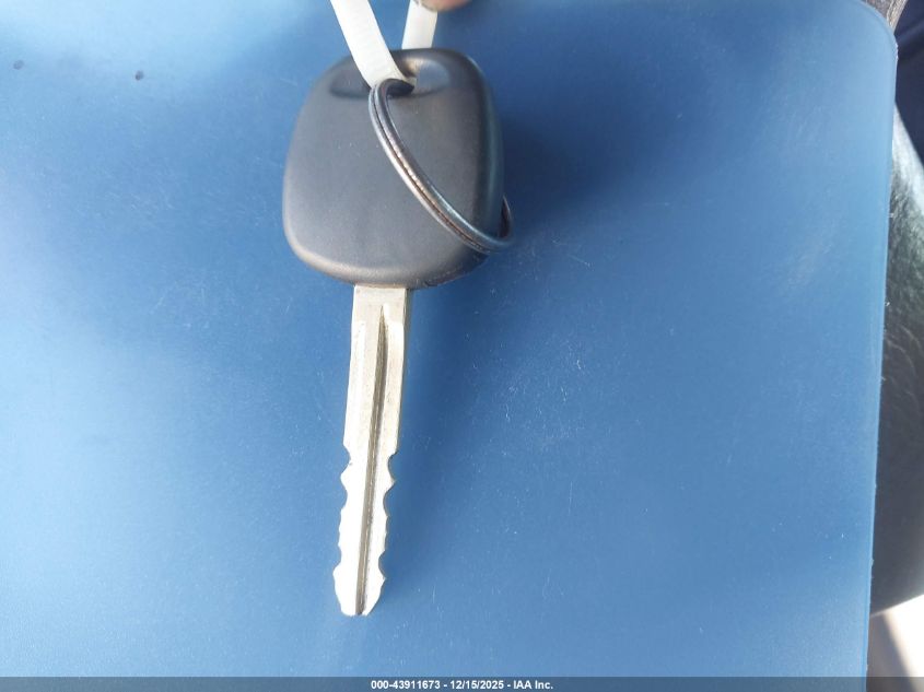 2002 Toyota Sequoia Sr5 V8 VIN: 5TDZT34A72S112166 Lot: 43911673