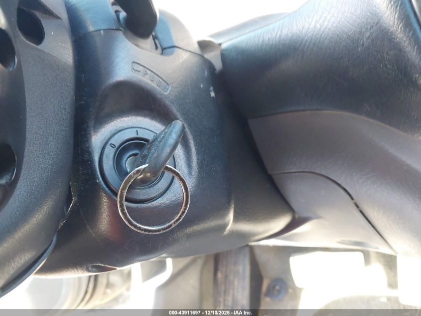 2004 Honda Civic Ex VIN: 2HGES26734H611126 Lot: 43911697