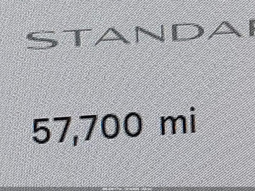 2021 Tesla Model Y Standard Range Rear-Wheel Drive VIN: 5YJYGDED2MF114042 Lot: 43911714