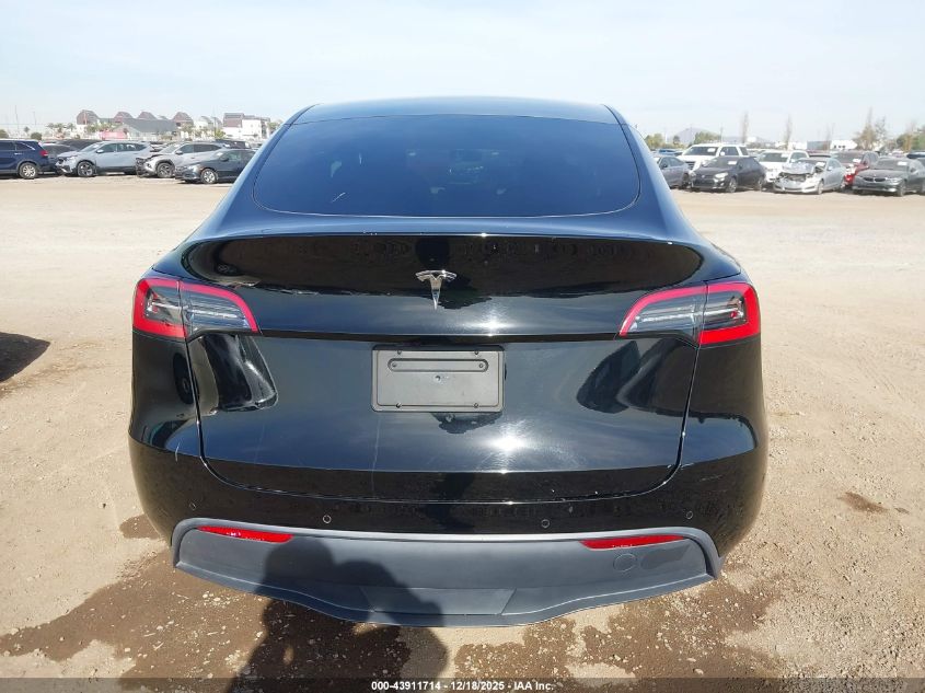 2021 Tesla Model Y Standard Range Rear-Wheel Drive VIN: 5YJYGDED2MF114042 Lot: 43911714