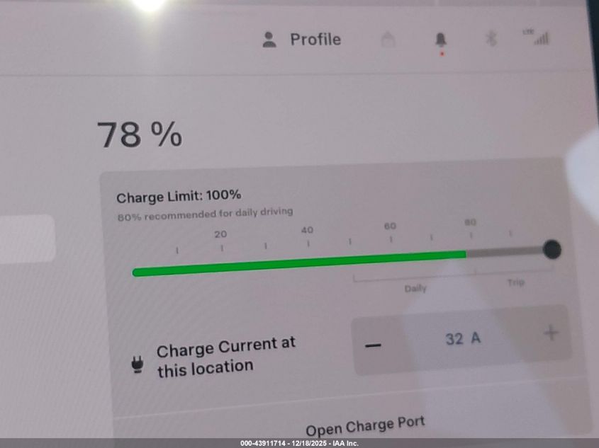 2021 Tesla Model Y Standard Range Rear-Wheel Drive VIN: 5YJYGDED2MF114042 Lot: 43911714