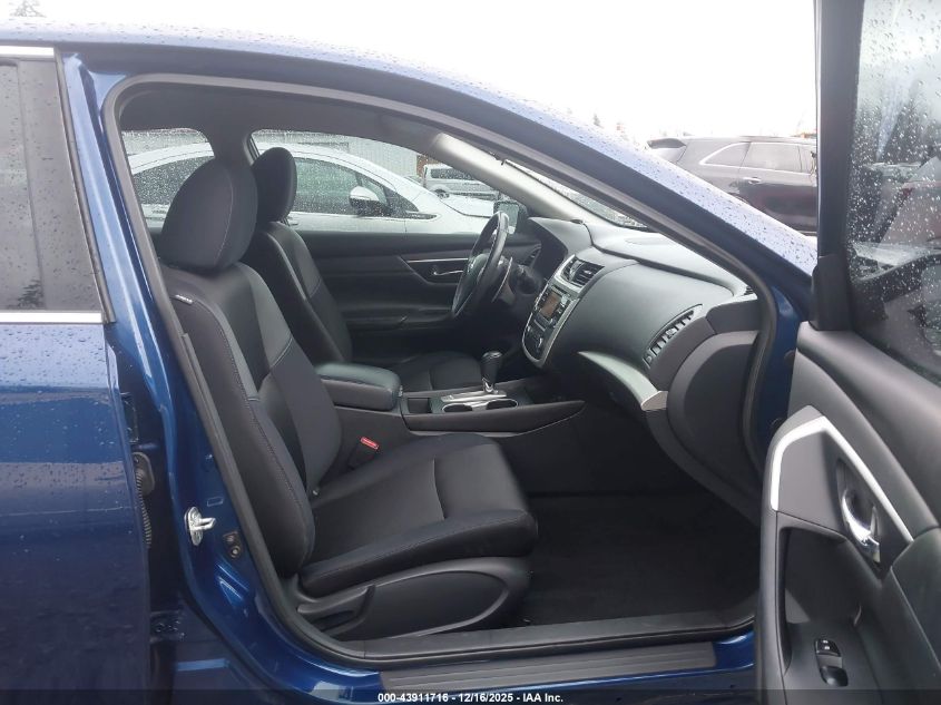 2017 Nissan Altima 2.5 Sr VIN: 1N4AL3AP7HC483821 Lot: 43911716