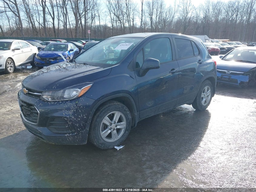 3GNCJKSB5KL220204 2019 CHEVROLET TRAX photo no. 2