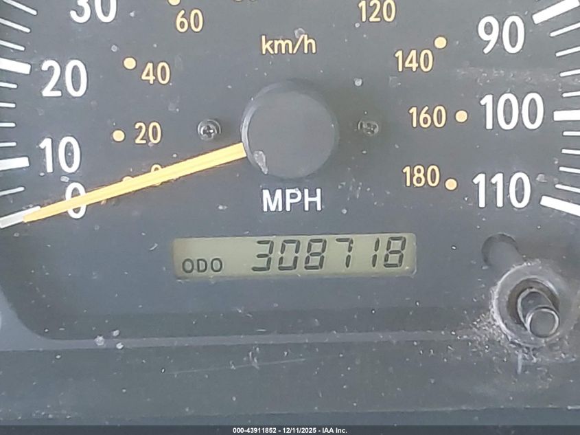 2002 Toyota Tundra Sr5 VIN: 5TBRN34112S241930 Lot: 43911852