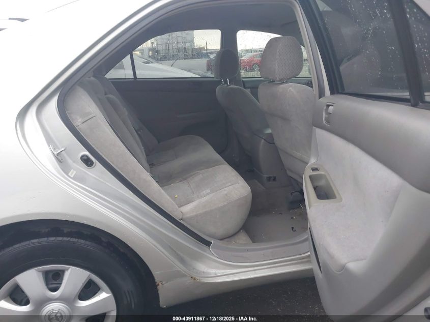 2002 Toyota Camry Le VIN: 4T1BE32K22U617515 Lot: 43911867